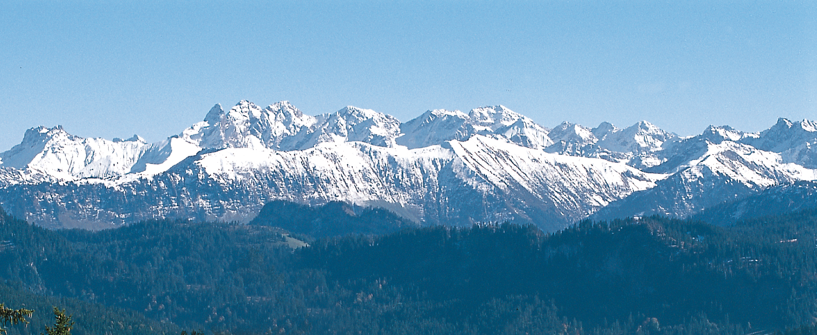 Aussicht aus dem Dachfenster nach Süden